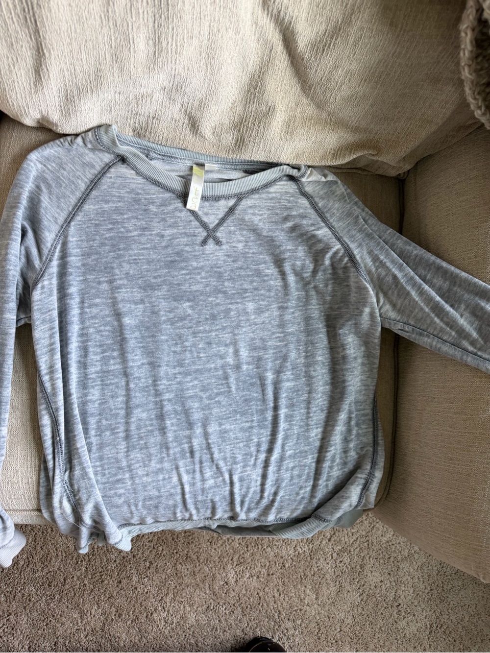 Light Gray Long Sleeve Pullover Sweatshirt